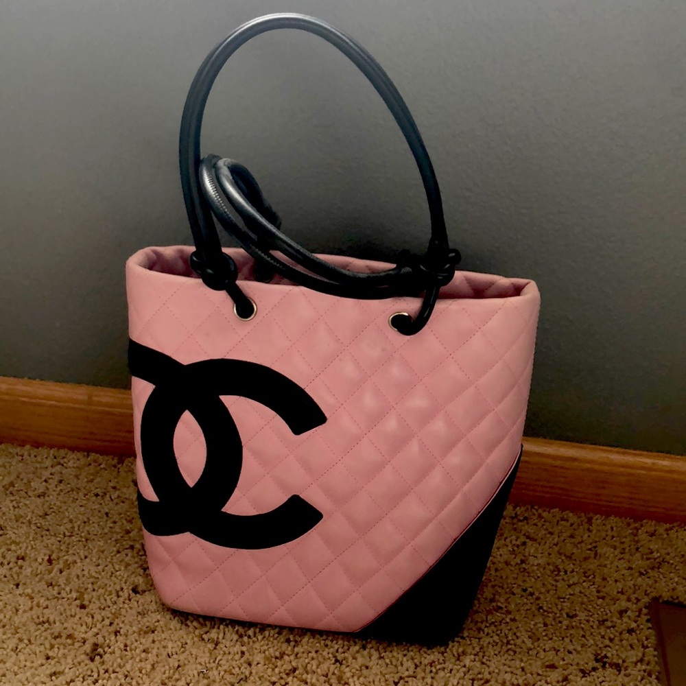 CHANEL bag